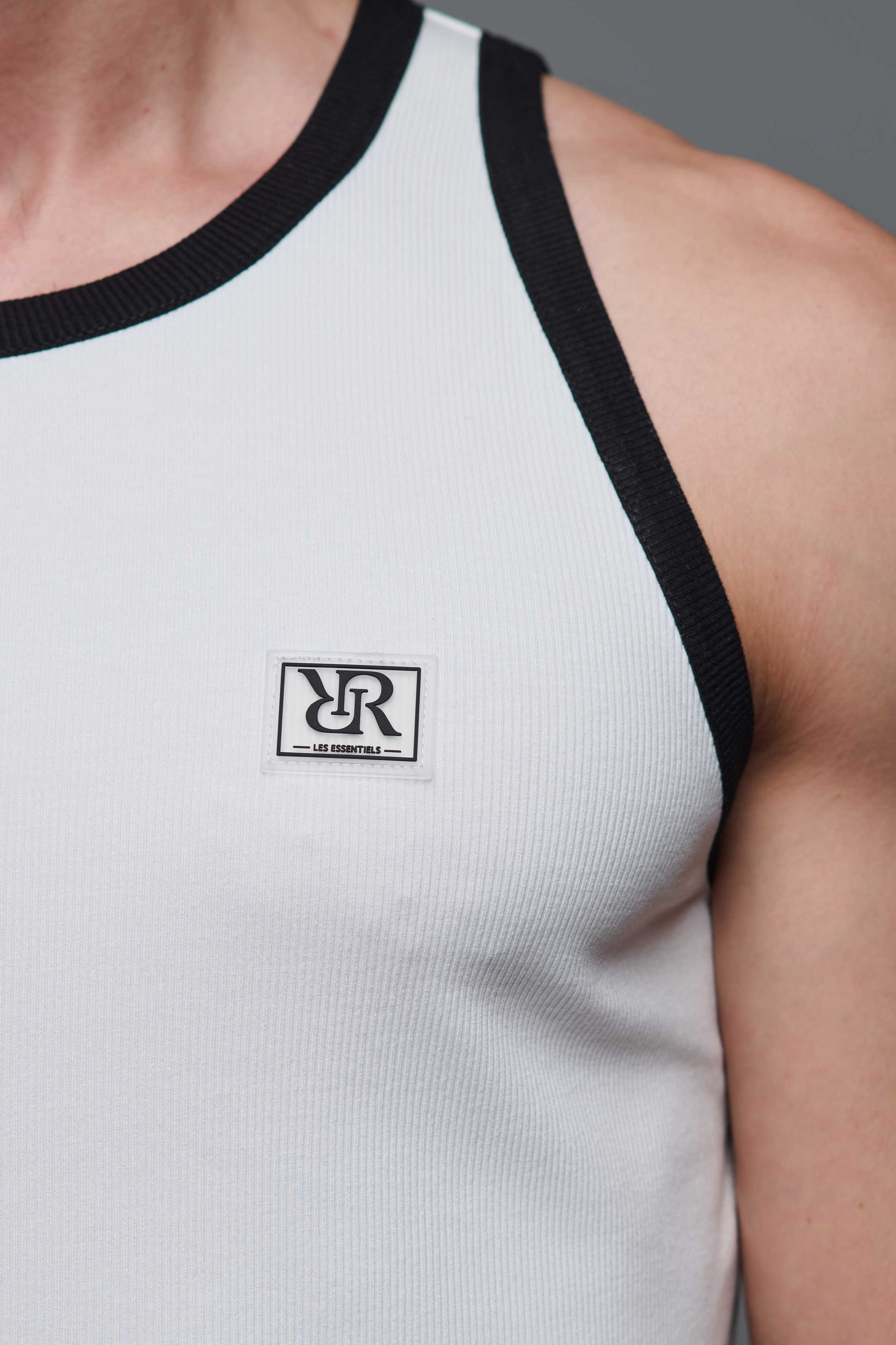 AdC Les Essentiels - Tank Top White - Black