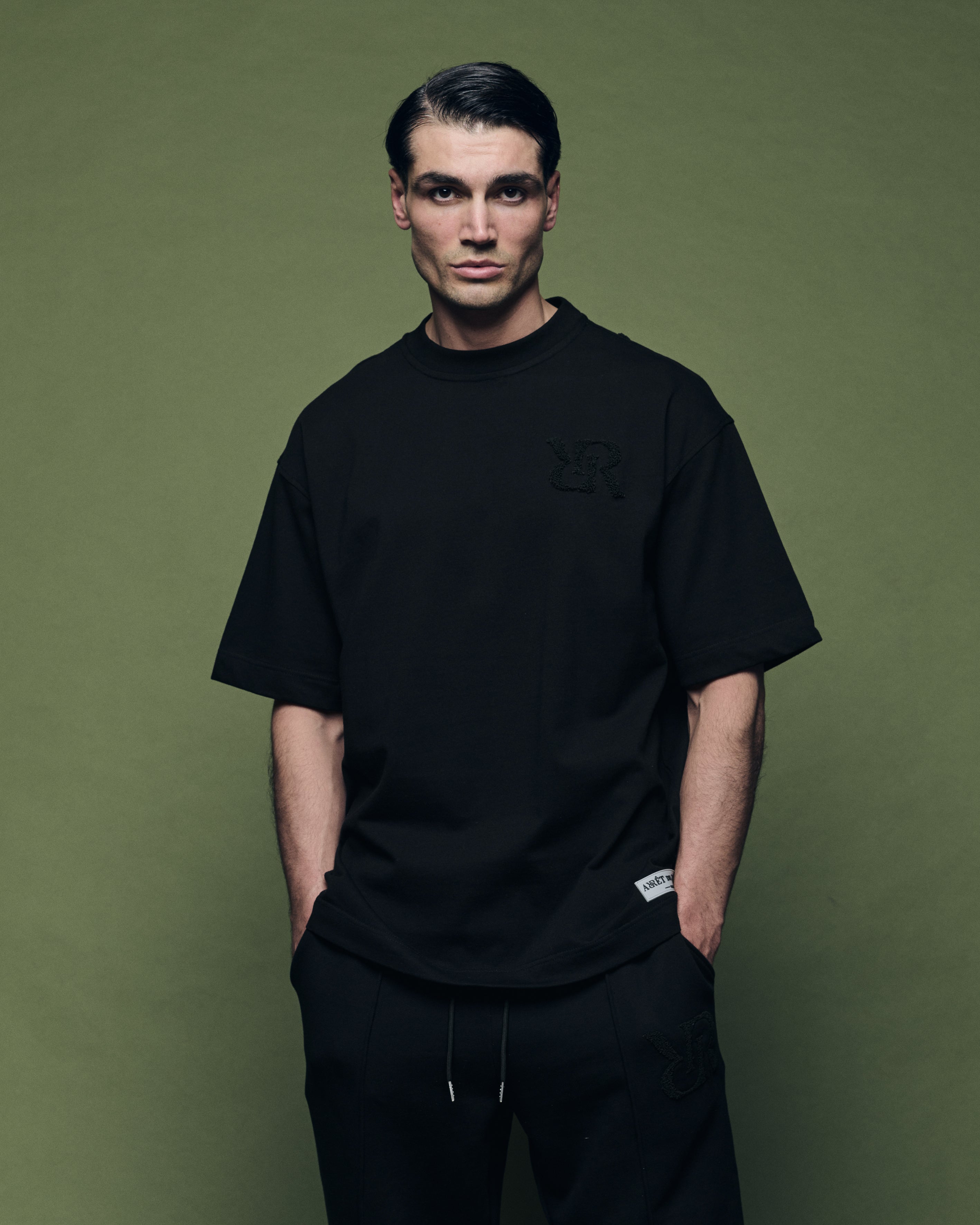 Signature T-Shirt Black