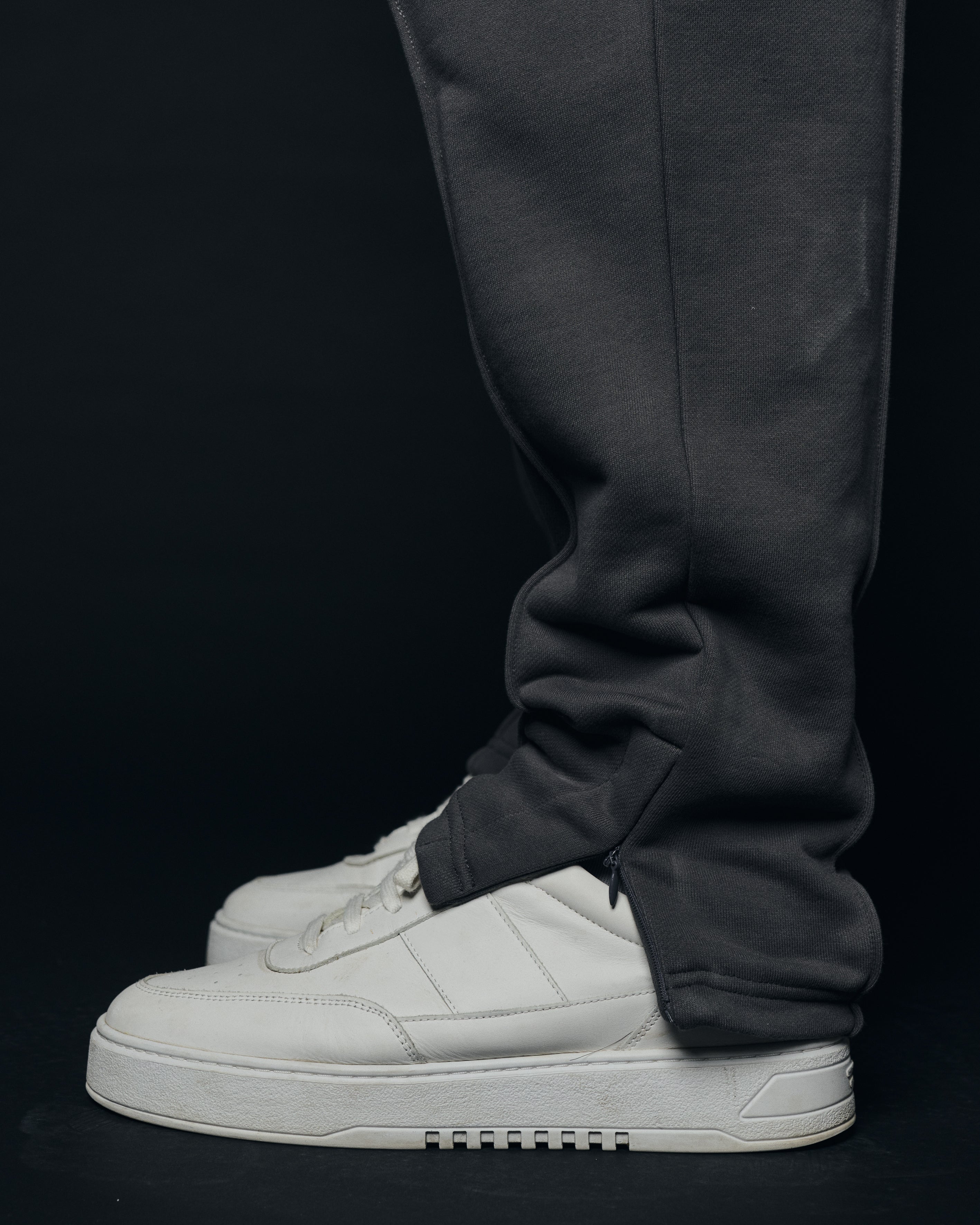 Wide-Leg Jogger Dark Grey