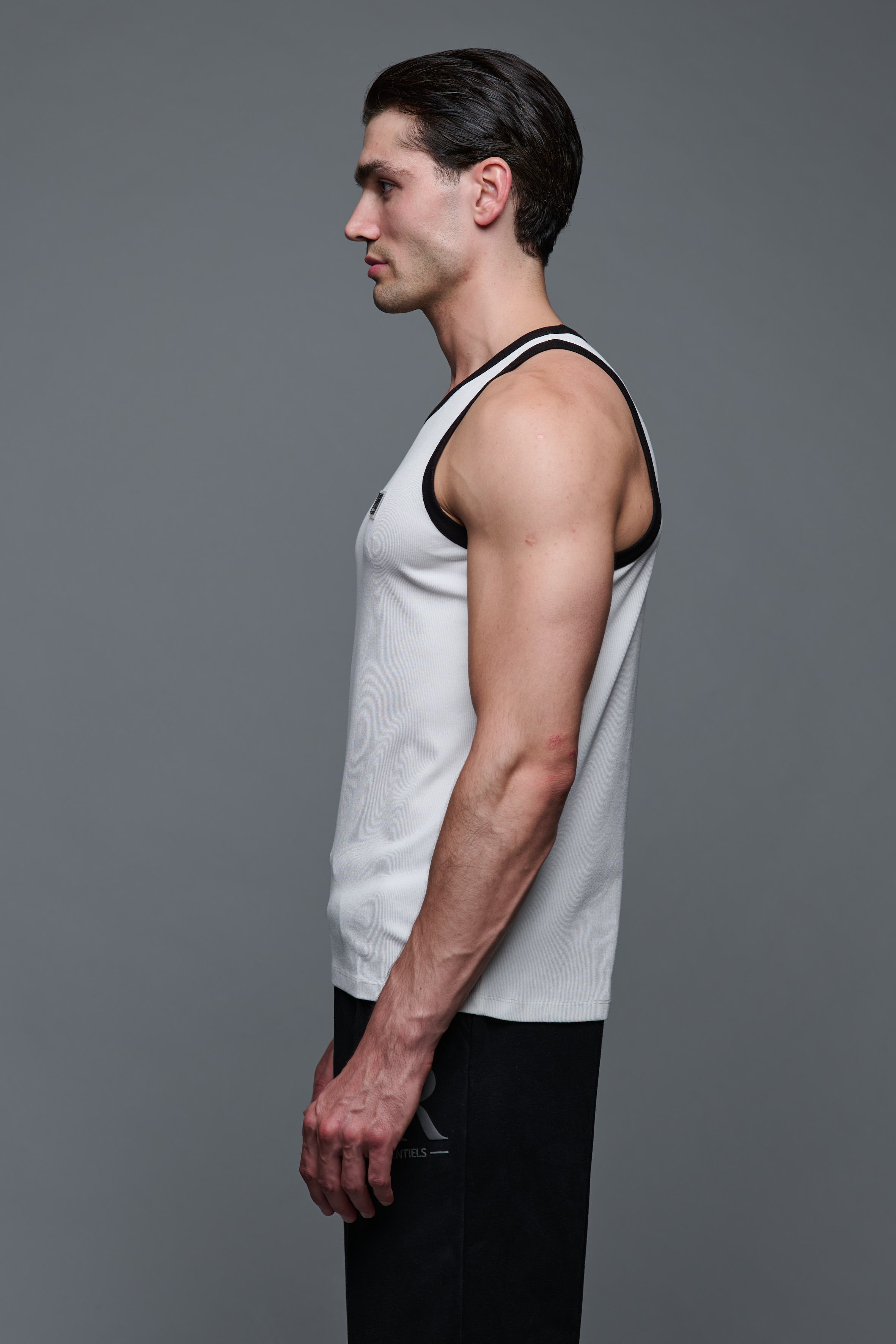 AdC Les Essentiels - Tank Top White - Black
