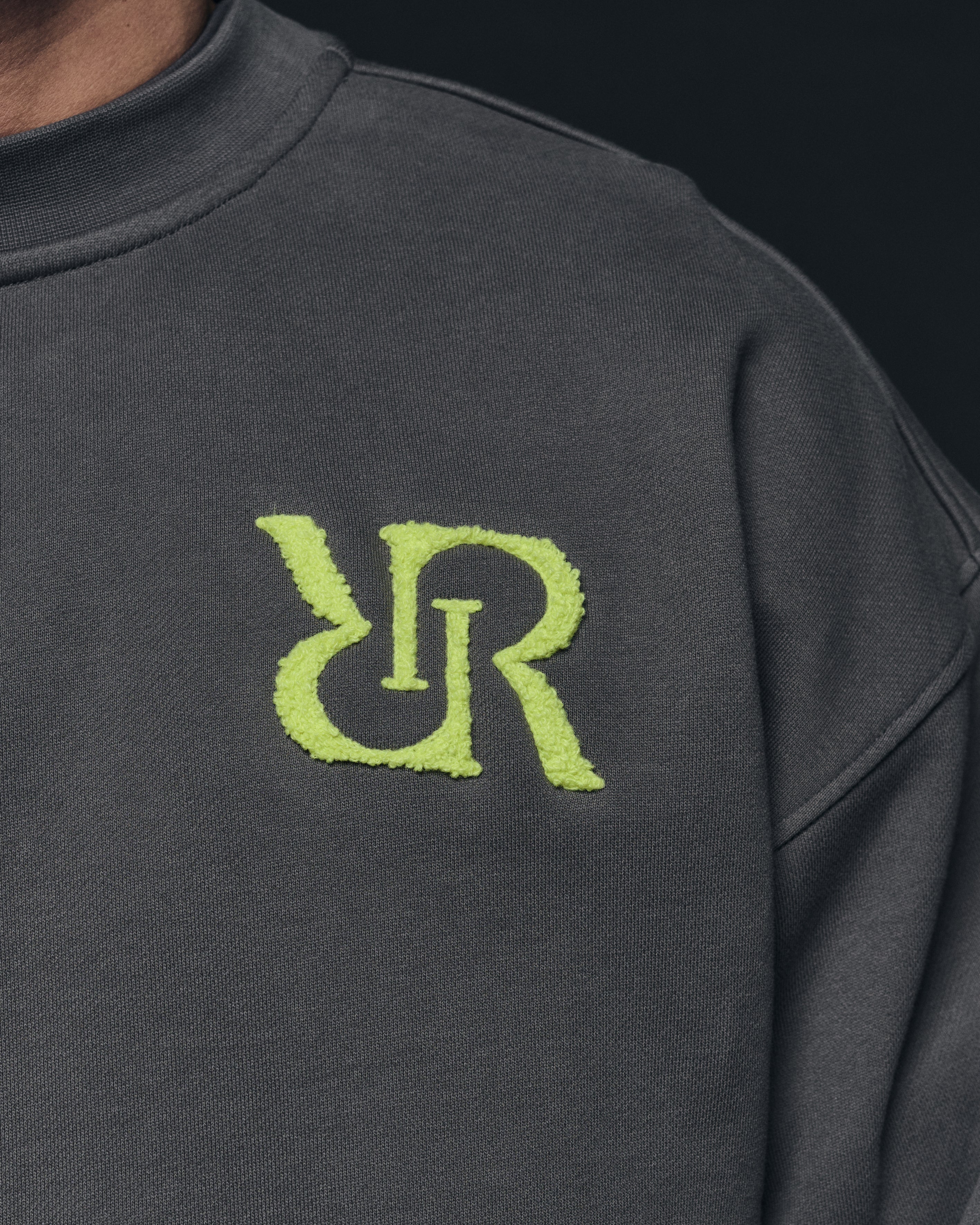 Crewneck Dark Grey